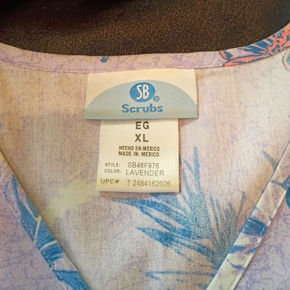 SB Scrubs Lavender Floral Print V-Neck Scrub Top | Size XL - Picture 3 of 10